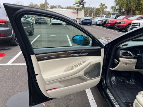 Used 2019 Genesis G90 5.0 Ultimate image 23