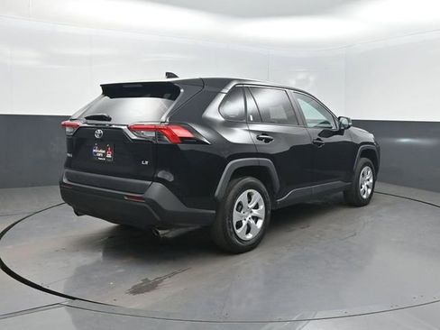 Used 2022 Toyota RAV4 LE image 33