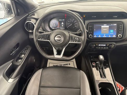 Used 2024 Nissan Kicks SR w/ SR Premium Package FWD image 27
