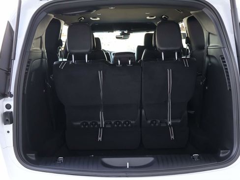 New 2026 Chrysler Pacifica Select FWD image 12