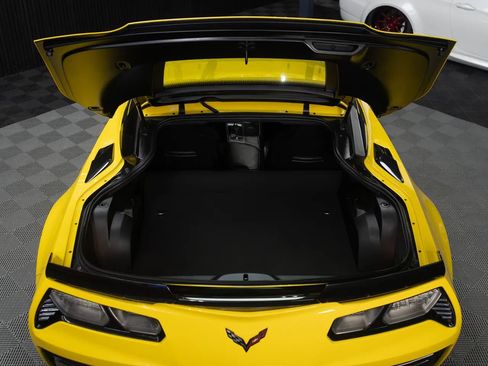 Used 2019 Chevrolet Corvette Z06 image 15