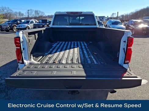 Used 2024 Chevrolet Silverado 2500 LTZ w/ LTZ Convenience Package image 31