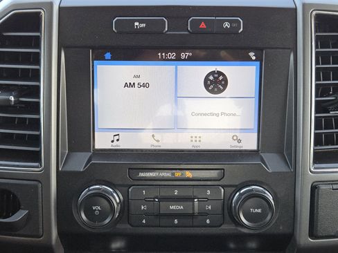 Used 2019 Ford F150 XLT image 16