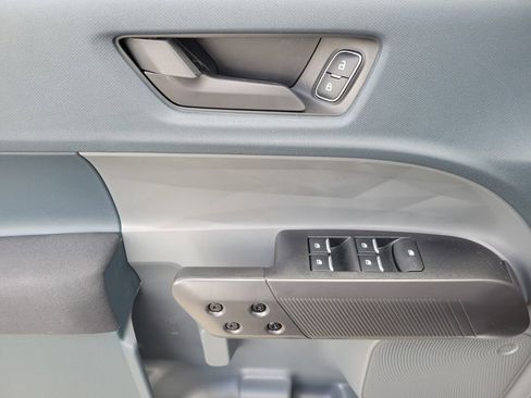 New 2025 Ford Maverick XL image 14