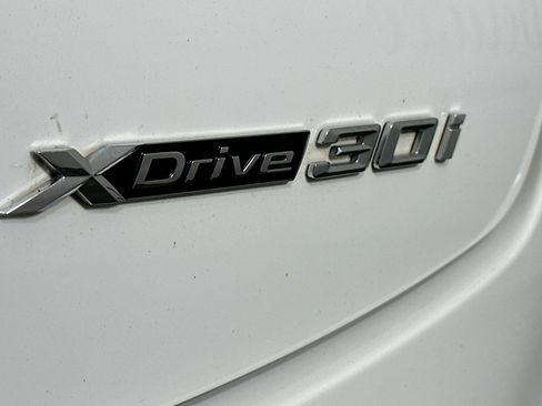 Used 2024 BMW X4 xDrive30i w/ Premium Package AWD/4WD image 27