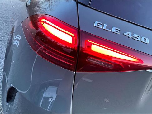 New 2026 Mercedes-Benz GLE 450 4MATIC image 6