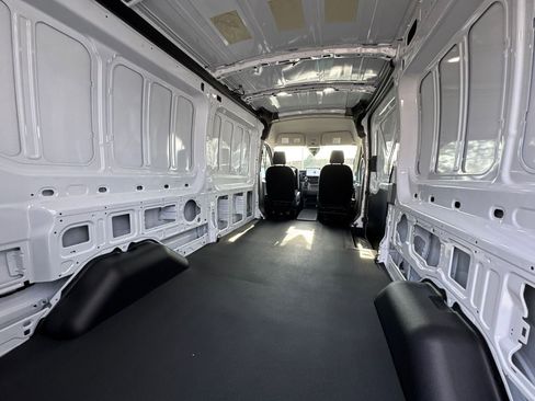 New 2026 Ford Transit 250 image 17