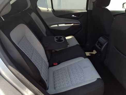 Used 2024 Chevrolet Equinox LS FWD image 21
