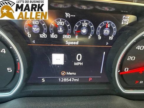 Used 2021 Chevrolet Silverado 3500 High Country w/ Technology Package AWD/4WD image 9