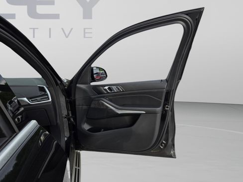 Used 2023 BMW X5 sDrive40i RWD image 19