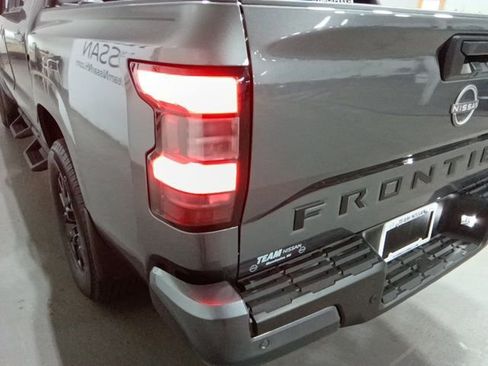 Certified 2023 Nissan Frontier SV w/ Midnight Edition Package AWD/4WD image 25