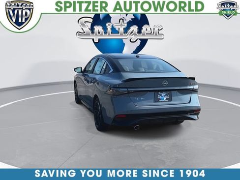 New 2026 Nissan Sentra SR w/ SR Premium Package FWD image 8
