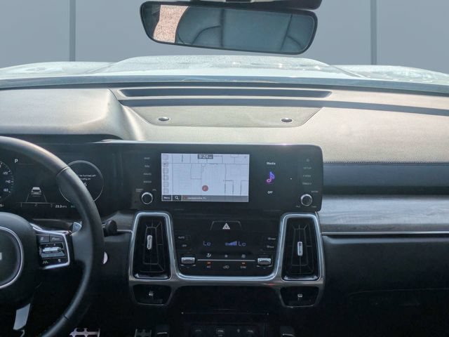 Used 2023 Kia Sorento SX Prestige AWD/4WD image 19