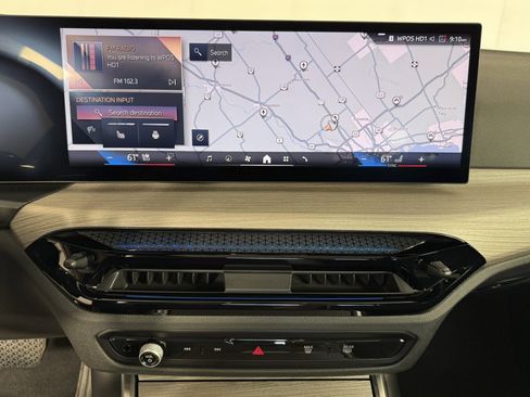 Used 2025 BMW 430i Coupe w/ Premium Package image 18