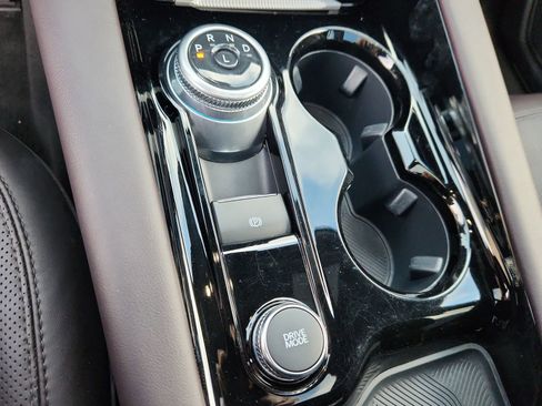 Used 2025 Ford Explorer Platinum w/ LUX Leather Package image 23