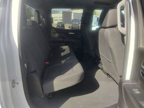 Used 2024 Chevrolet Silverado 1500 Custom image 17