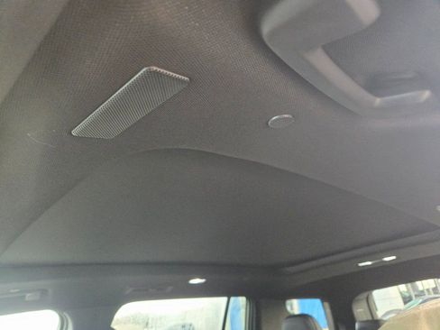 New 2026 Chevrolet Traverse LT w/ Sun and Wheel Package image 11