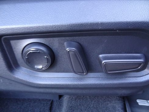 Used 2024 Toyota Sequoia Platinum AWD/4WD image 23