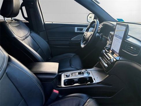 Used 2022 Ford Explorer ST w/ Equipment Group 401A image 15