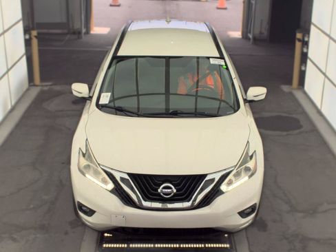 Used 2018 Nissan Murano SV AWD/4WD image 2
