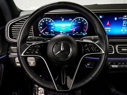 Used 2024 Mercedes-Benz GLS 450 4MATIC image 28
