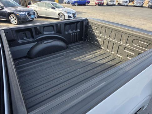 Used 2023 Ford F150 Lariat w/ Trailer Tow Package image 15