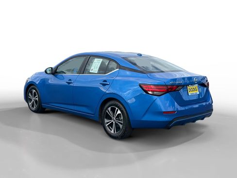 Used 2021 Nissan Sentra SV image 3