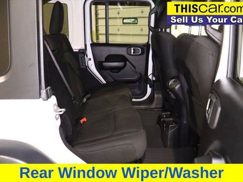 Used 2018 Jeep Wrangler Unlimited Sport S AWD/4WD image 28