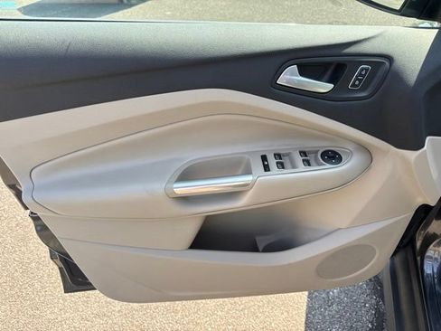 Used 2016 Ford C-MAX Energi SEL FWD image 14