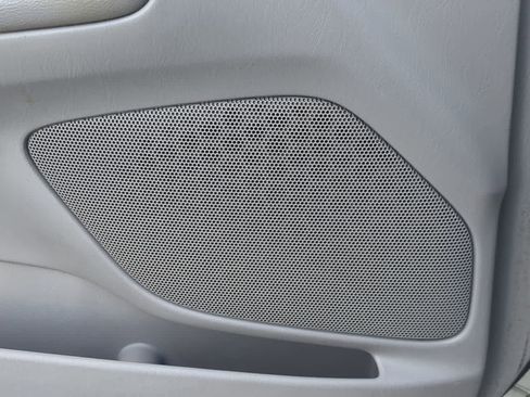 Used 2004 Toyota Camry XLE image 31