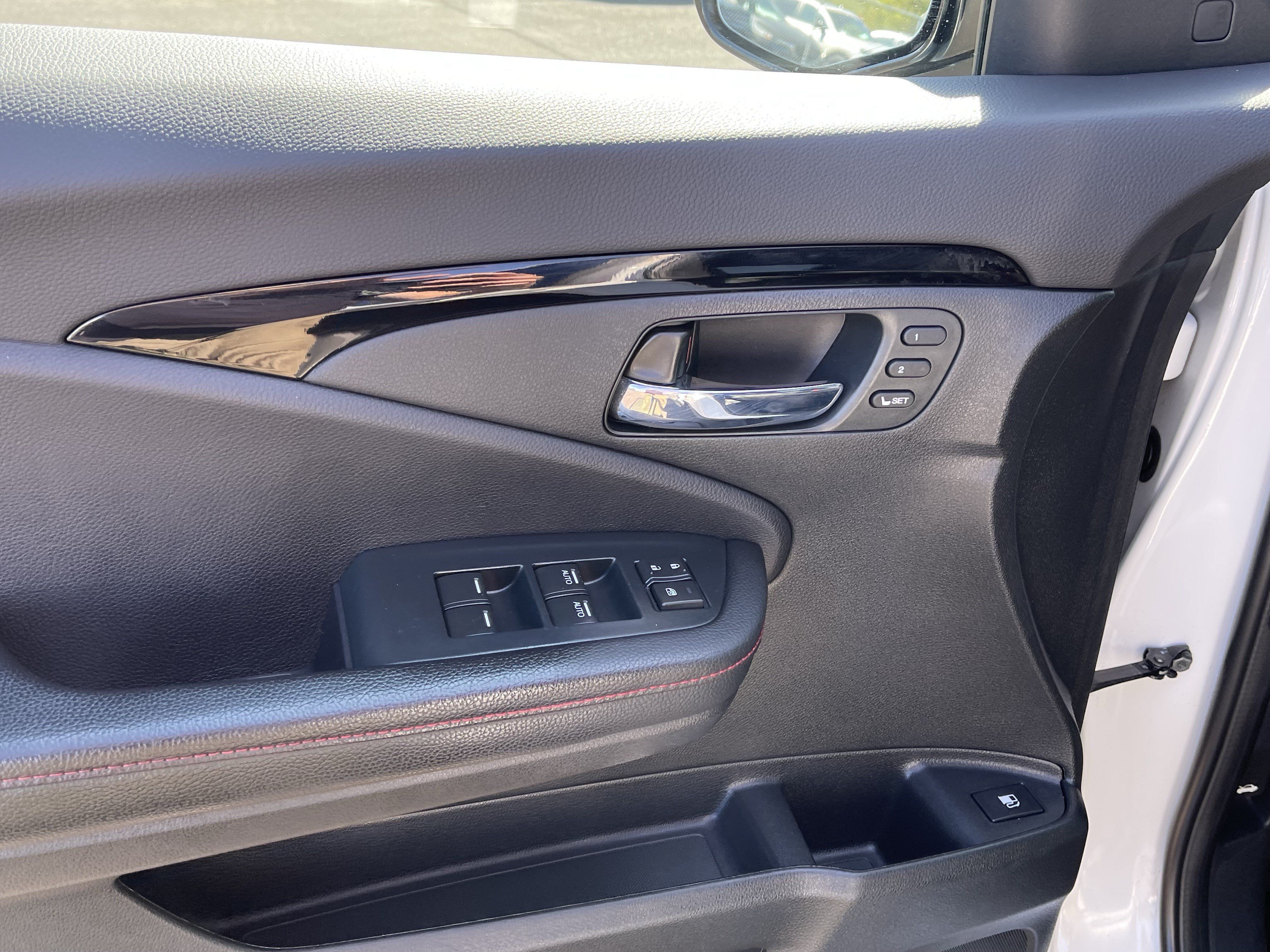 Used 2023 Honda Ridgeline Black Edition image 18