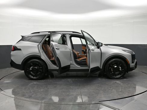 Used 2026 Kia Sportage X-Line w/ X-Line Technology Package image 34