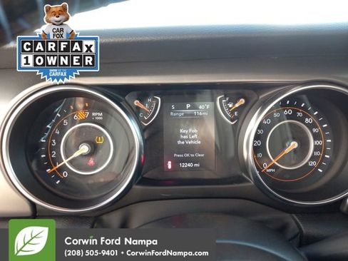 Used 2022 Jeep Wrangler Sport image 15