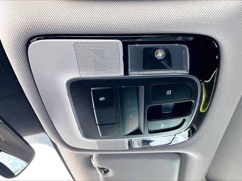 Used 2022 Hyundai Tucson Limited FWD image 32