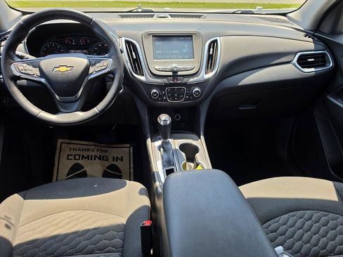 Used 2018 Chevrolet Equinox LT AWD/4WD image 9