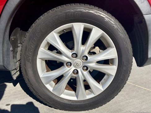 Used 2015 Toyota RAV4 Limited image 9