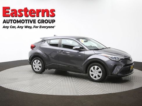 Used 2020 Toyota C-HR LE image 47