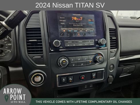 Used 2024 Nissan Titan SV RWD image 25