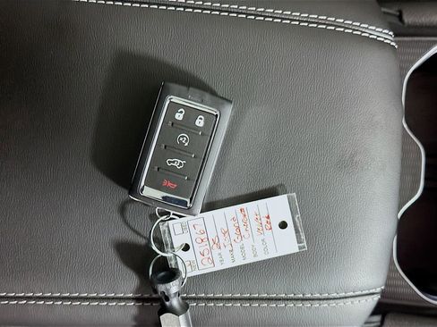 New 2025 Jeep Grand Cherokee Laredo X w/ Luxury Tech Group I image 19