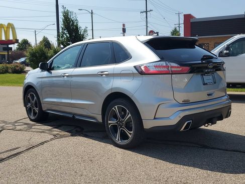 Used 2023 Ford Edge ST w/ Cargo Accessory Package AWD/4WD image 5