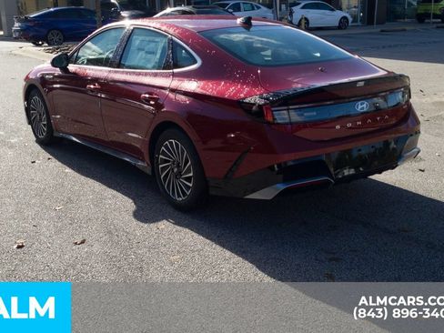 Certified 2025 Hyundai Sonata SEL FWD image 8