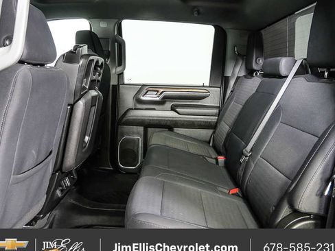 Used 2024 Chevrolet Silverado 2500 LT AWD/4WD image 16