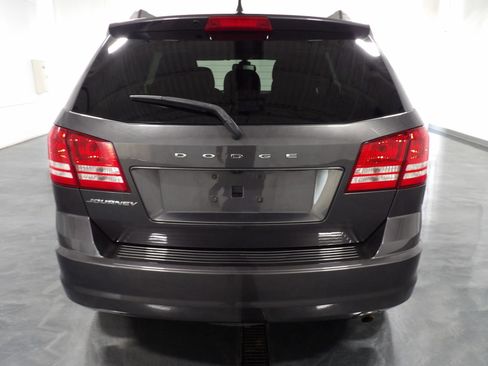 Used 2018 Dodge Journey SE FWD image 5