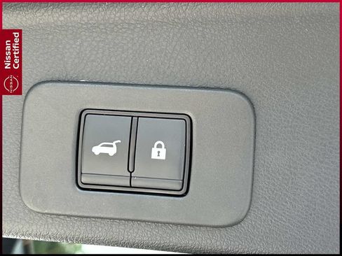Certified 2025 Nissan Murano SV AWD/4WD image 14