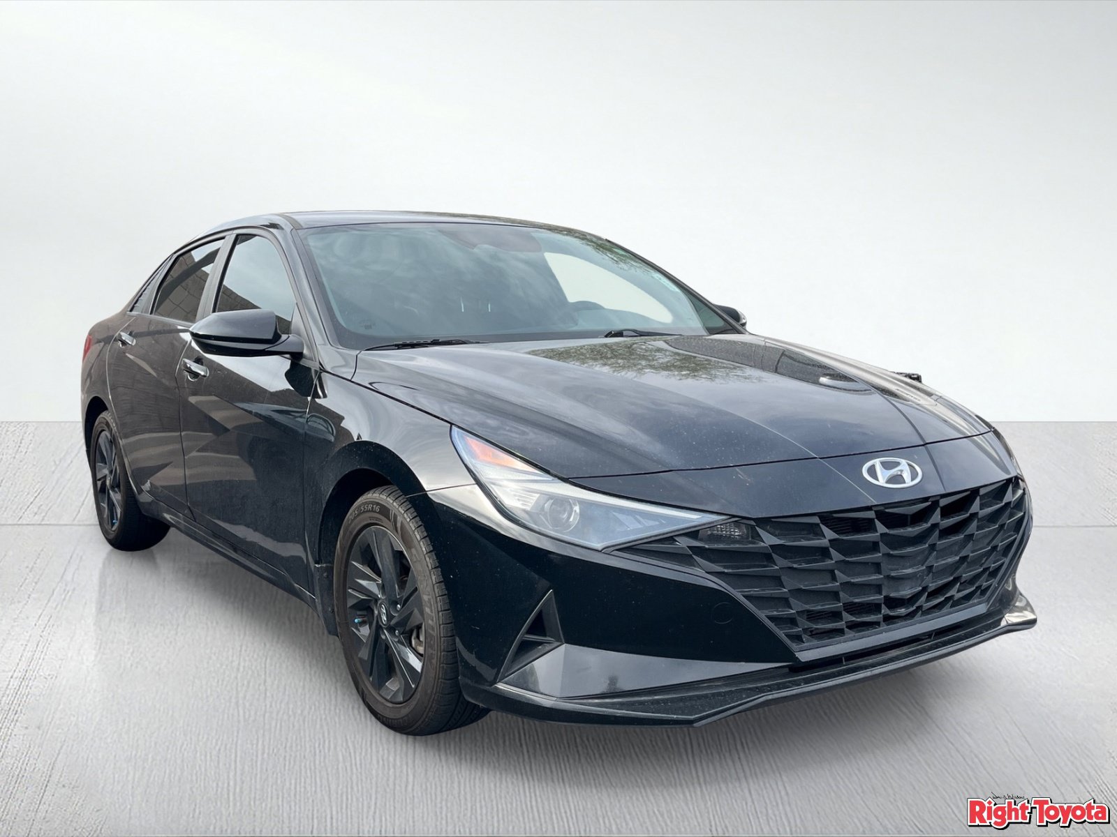 Used 2023 Hyundai Elantra SEL FWD image 5