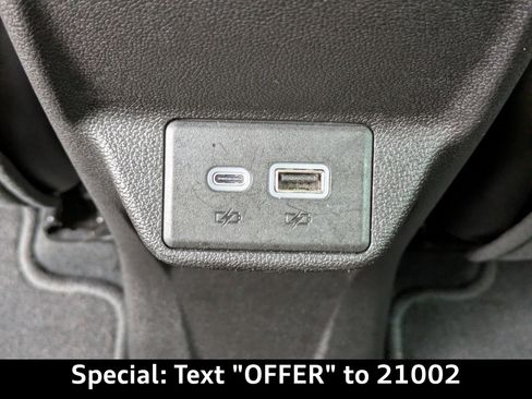 Used 2023 Chevrolet Bolt EUV LT image 15