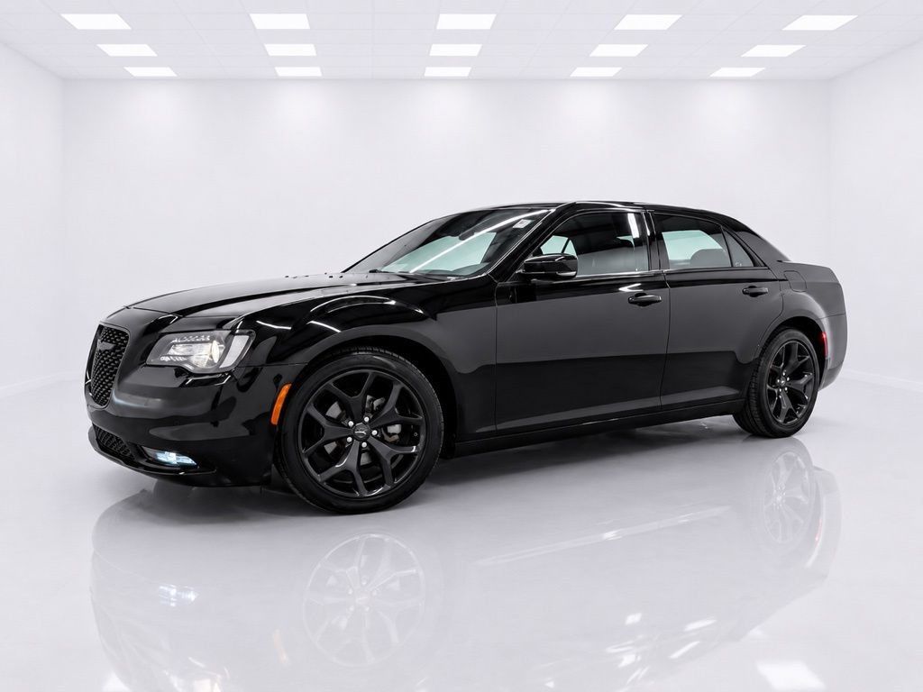 Used 2023 Chrysler 300 S RWD image 4