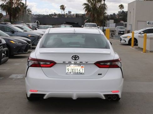 Used 2024 Toyota Camry SE FWD image 19
