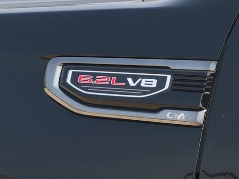 Used 2021 GMC Sierra 1500 AT4 AWD/4WD image 16