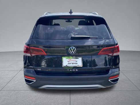 Used 2024 Volkswagen Taos SE FWD image 12
